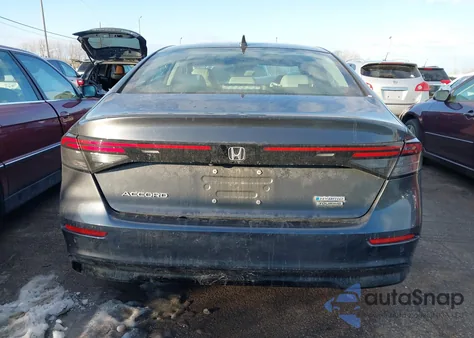 2024 Honda Accord Hybrid Touring из США, поврежденный, VIN 1HGCY2F80RA069973